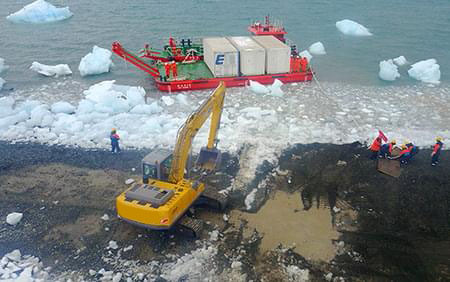 Excavators are being constructed at the Antarctic scientific research station